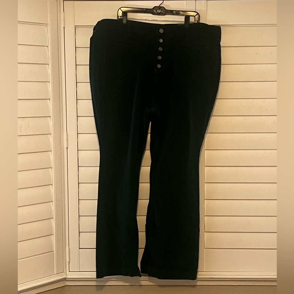 Brand new forest green corduroy bootcut pants with a button fly. #Torrid